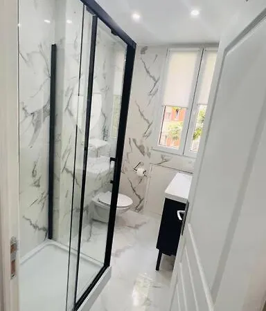 Cosy Buttes-chaumont Apartman *
